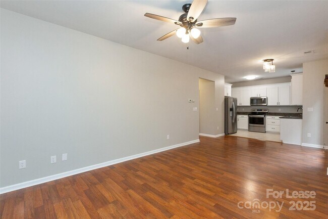 Building Photo - 155 Walmsley Pl