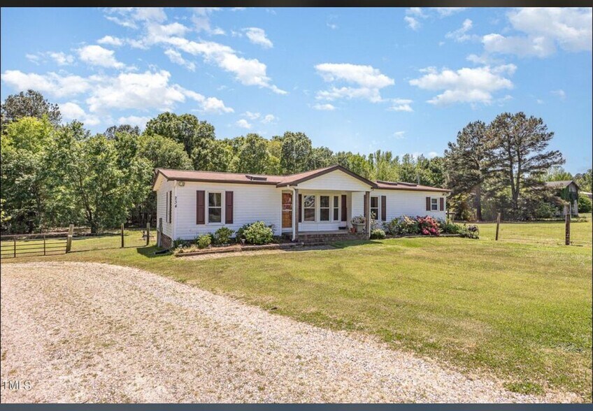 Primary Photo - 234 Robbins Rd