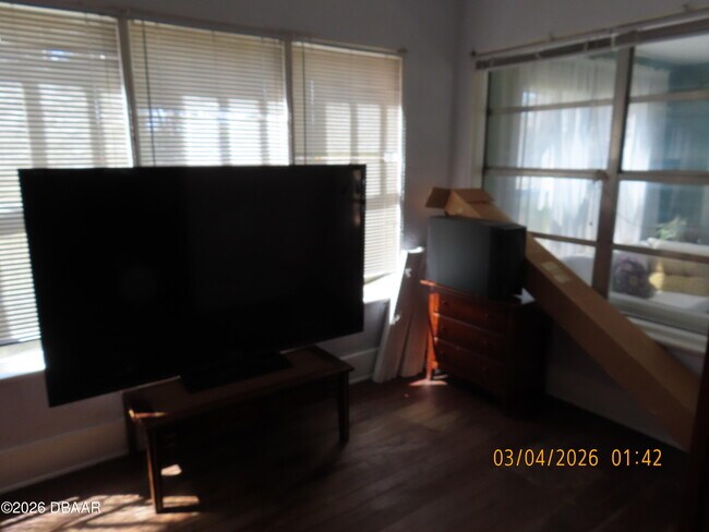 Building Photo - 112 Fox Pl