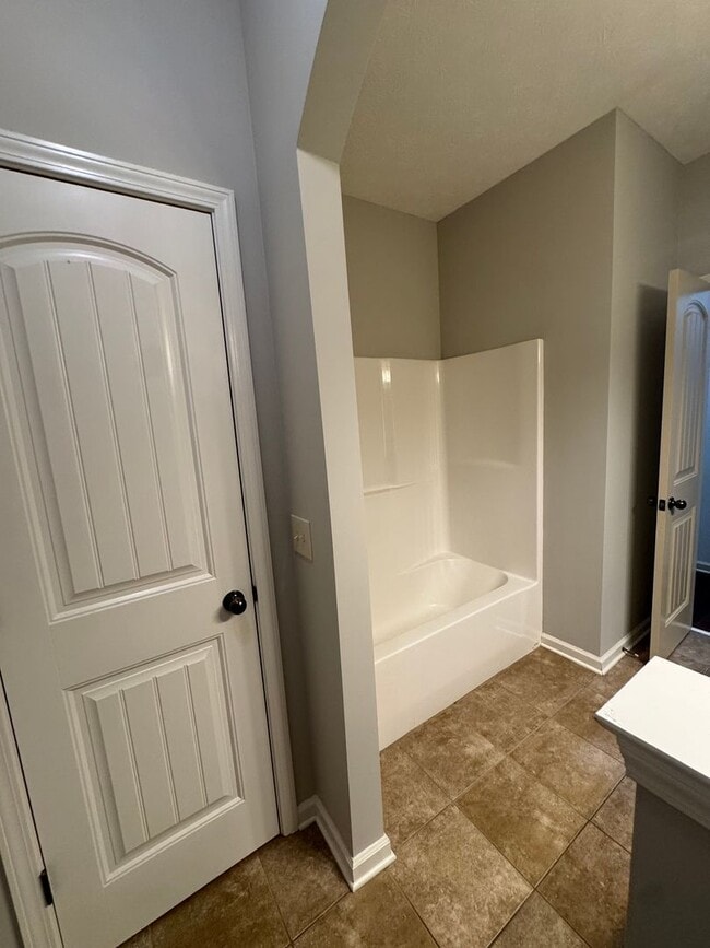 Building Photo - Pike Road Home