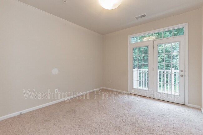 Building Photo - 7114 Daniel John Dr