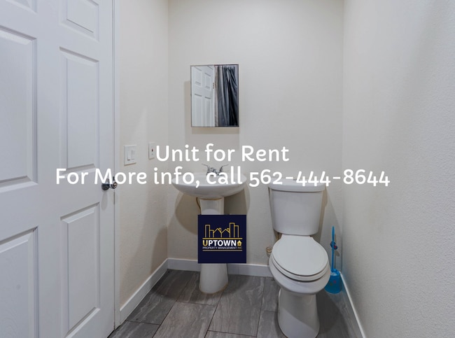 Building Photo - 207-Breed