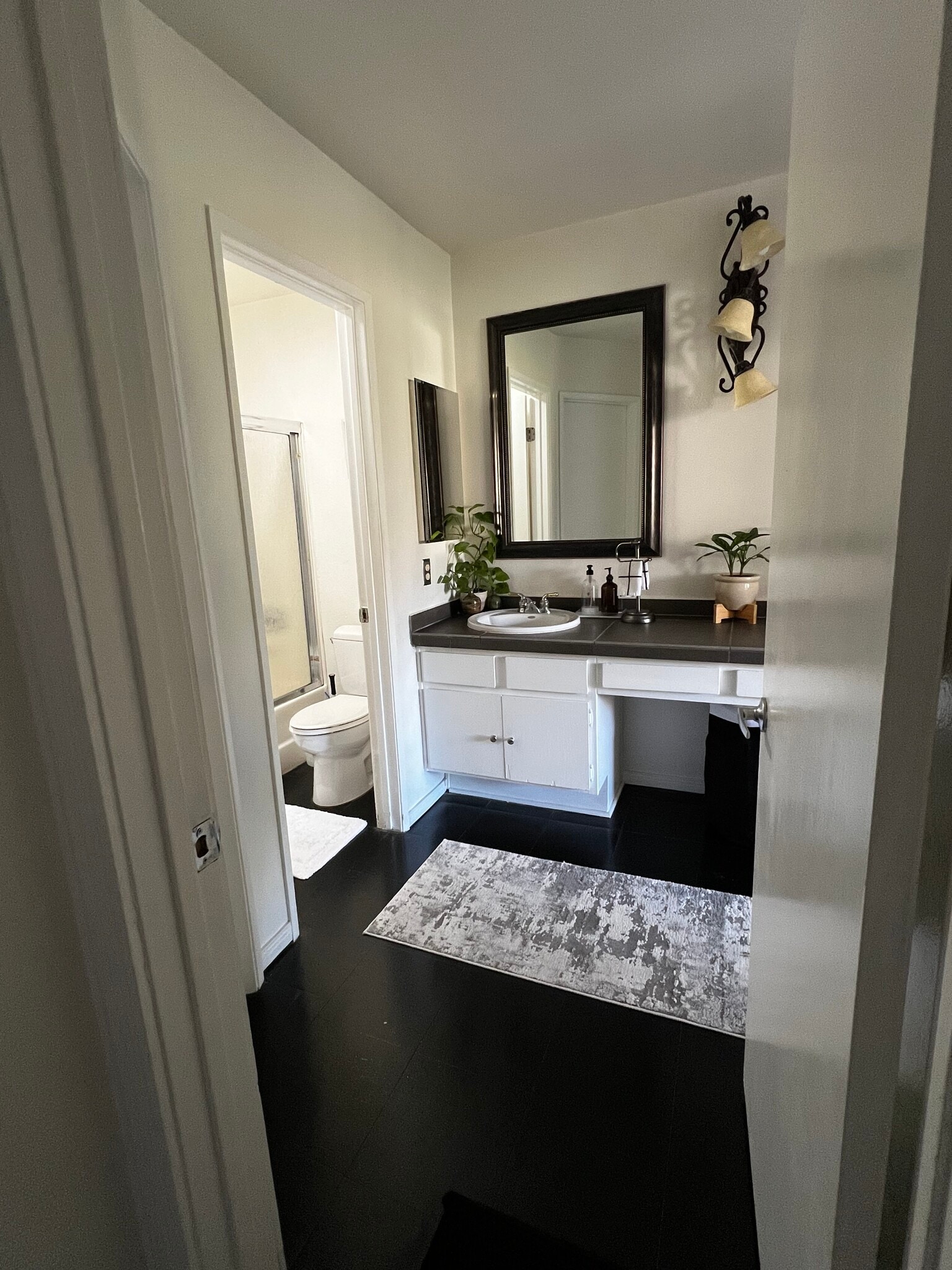 Building Photo - 25671 Le Parc