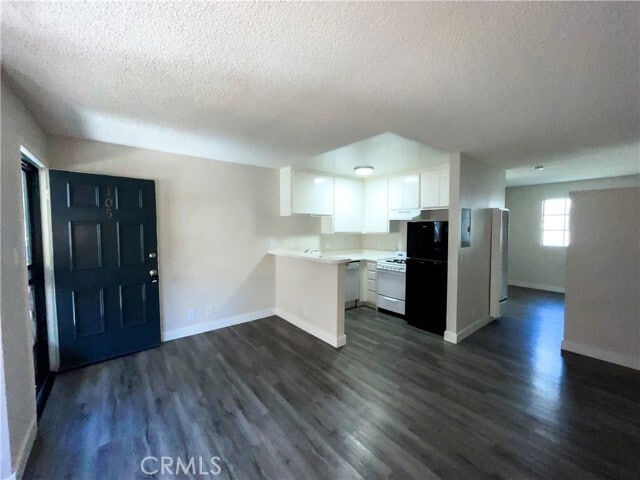 Building Photo - 1130 Newport Ave