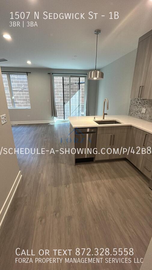 Building Photo - 1507 N Sedgwick St