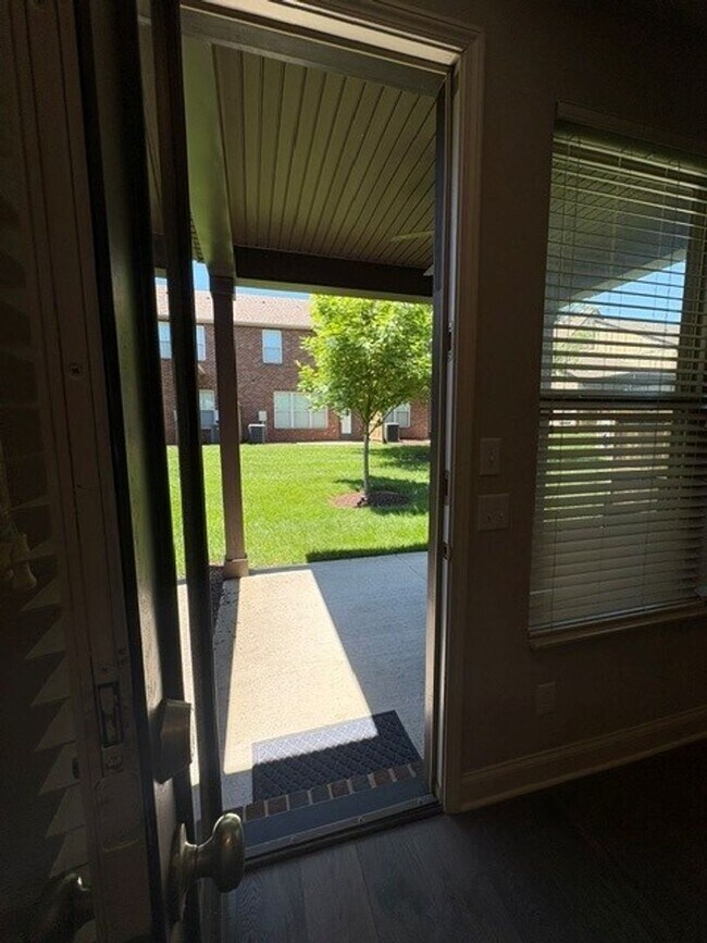 Building Photo - NOW AVAILABLE IN BRIDGEMILL - TOWNHOME