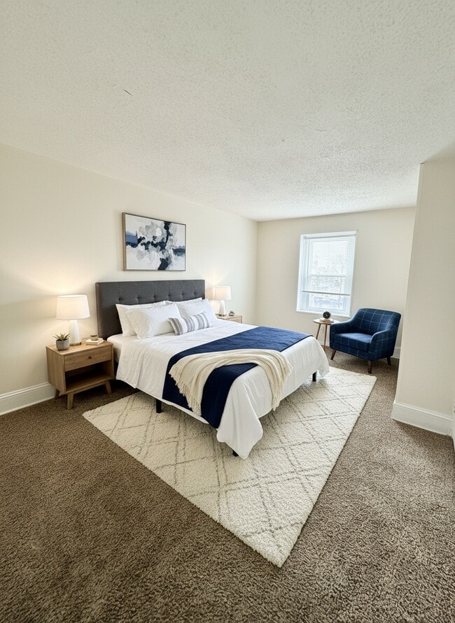 Building Photo - 8921-25 Frankford Ave