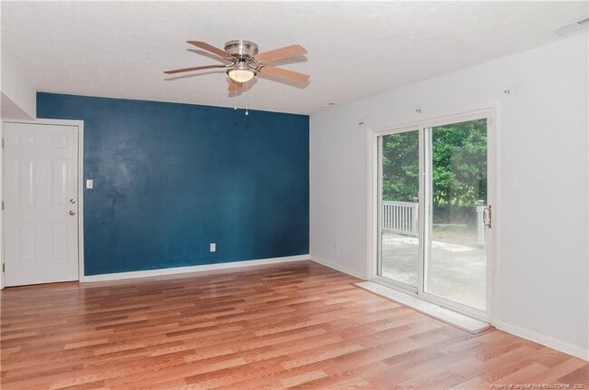 Building Photo - 1302 Kienast Dr