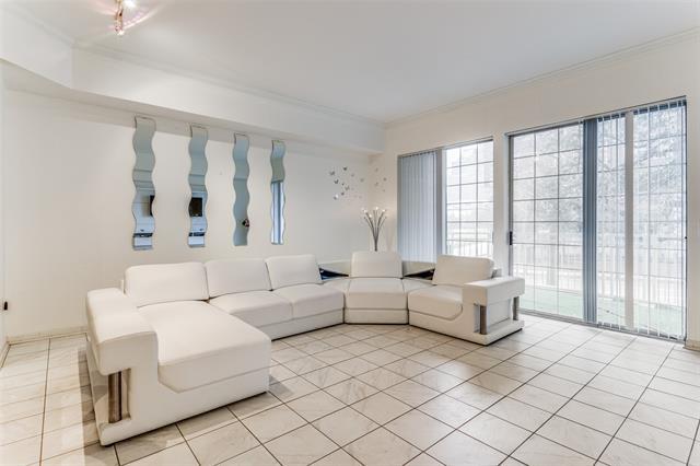 Building Photo - 3225 Turtle Creek Blvd Blvd