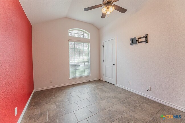 Building Photo - 3801 Appalachian Trl
