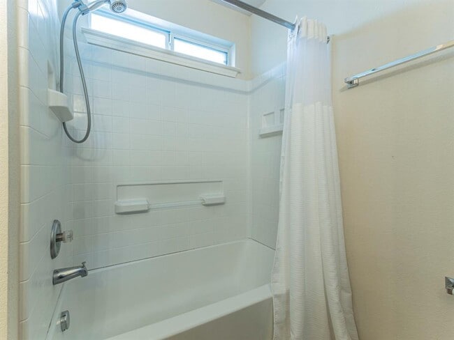 Building Photo - 11909 Timber Heights Dr