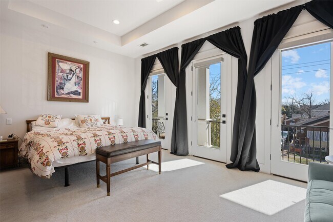 Building Photo - 1136 Adele St