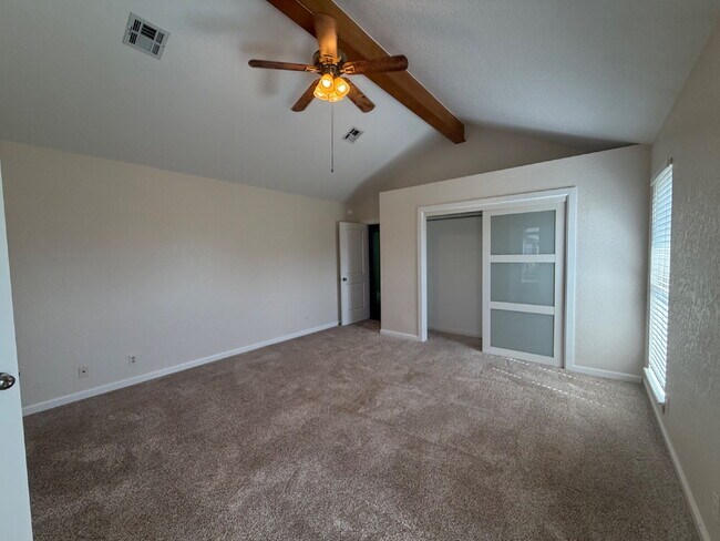 Building Photo - Corner-lot home in the desirable Cooper Creek