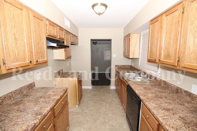 Building Photo - 4123 Rhodes Ave