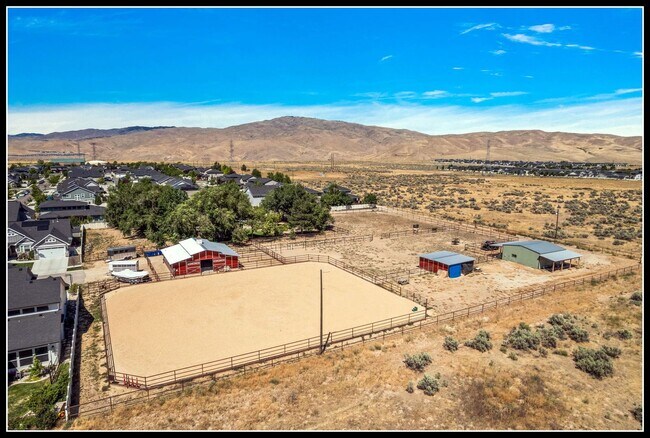 Building Photo - 3 Acre Horse Ranch & Home Rental SE Boise ...