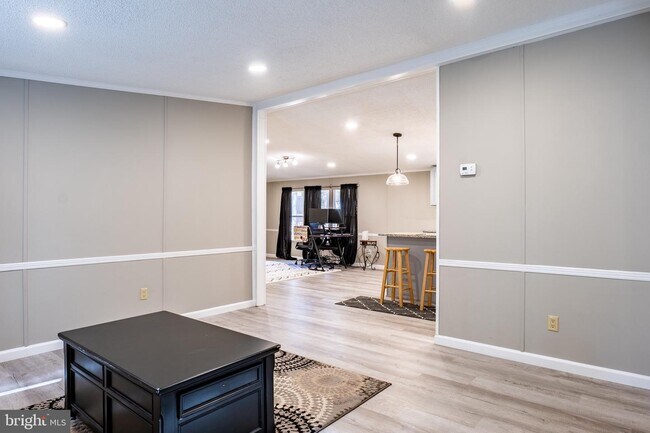 Building Photo - 6721 Timberbrook Ln