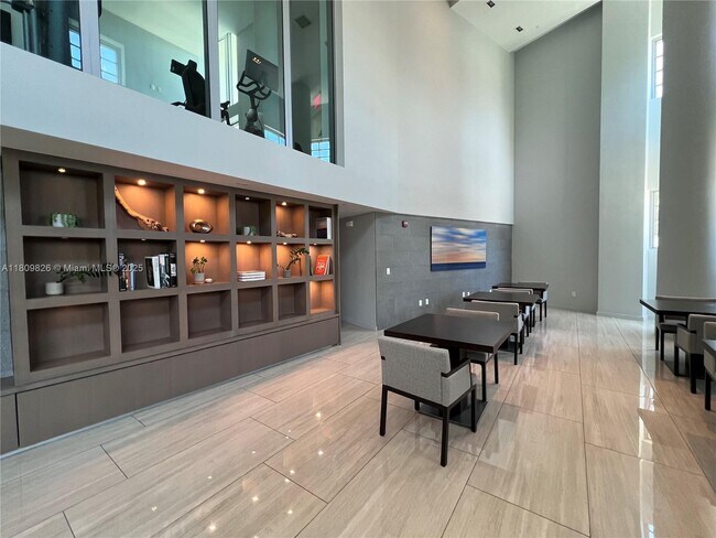 Building Photo - 6620 Indian Creek Dr