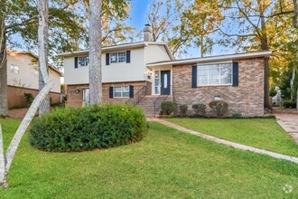 Building Photo - Great Tri-Level Home in Montgomery