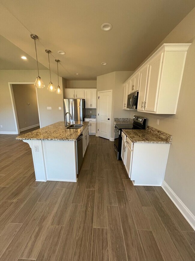 Building Photo - 23643 Blythewood Ln