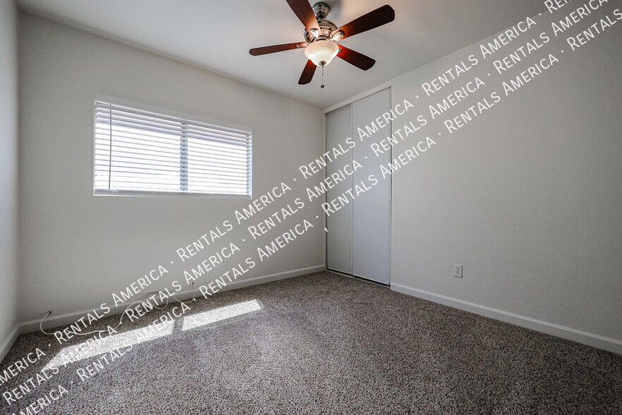 Building Photo - 6671 S Danielson Way