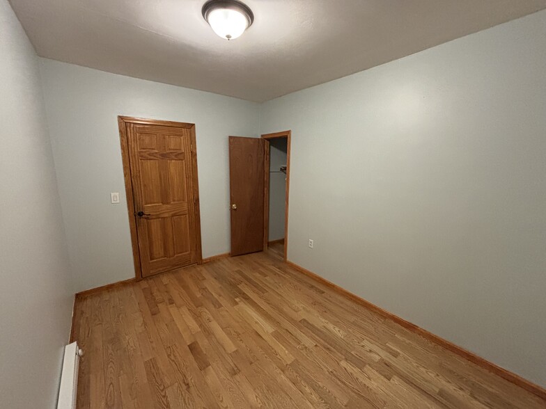 Building Photo - 776 Hancock St