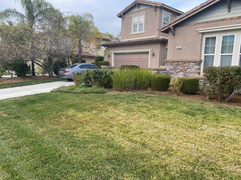 Building Photo - 1 S La Salle St