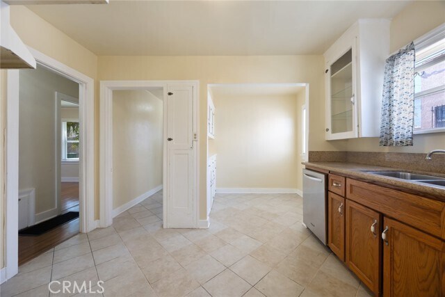 Building Photo - 5817 Haas Ave