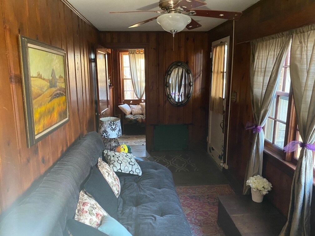 Building Photo - 1149 Pen Park Rd