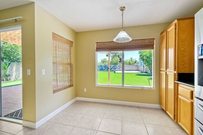 Building Photo - 1198 Sunbright Dr