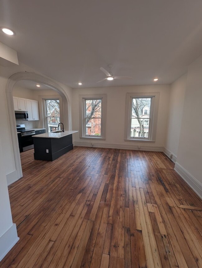 Building Photo - Beautifully Renovated 1 Bed, 1 Bath in Historic Covington