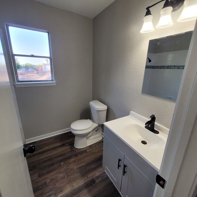 Building Photo - 14623 Highland Ridge