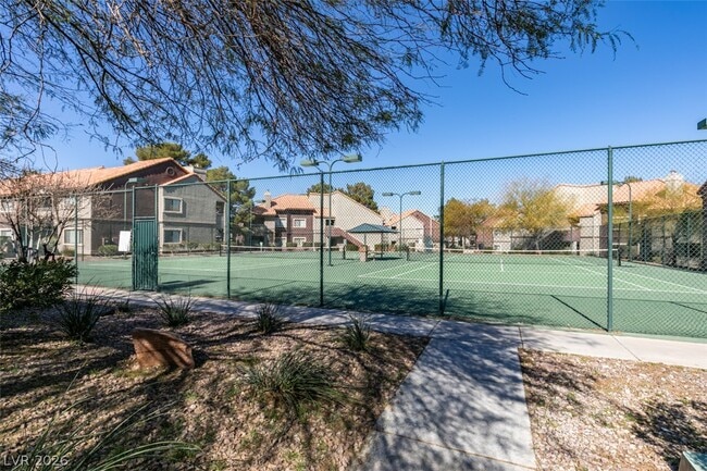 Building Photo - 5054 S Rainbow Blvd