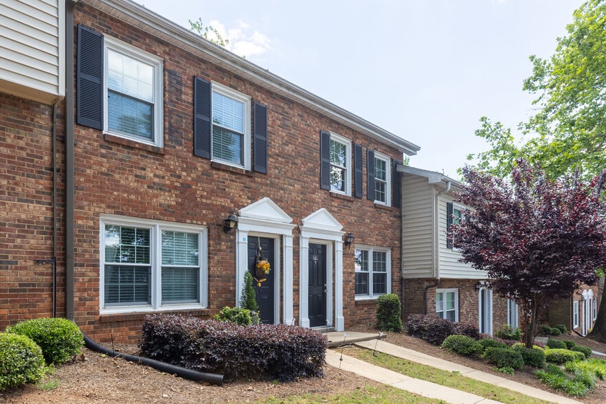 Primary Photo - Westchester Townhomes