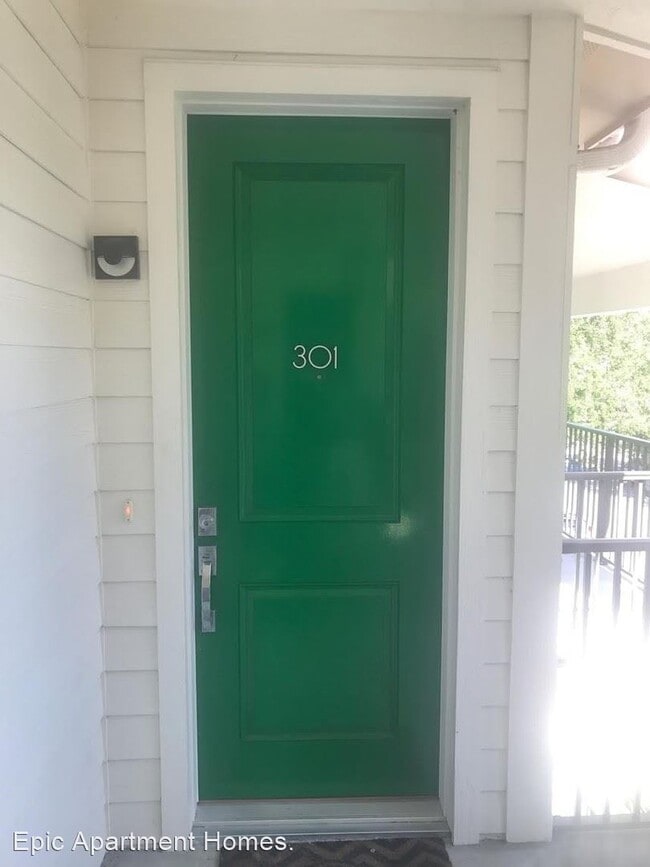 Building Photo - 4905 S Elberon St