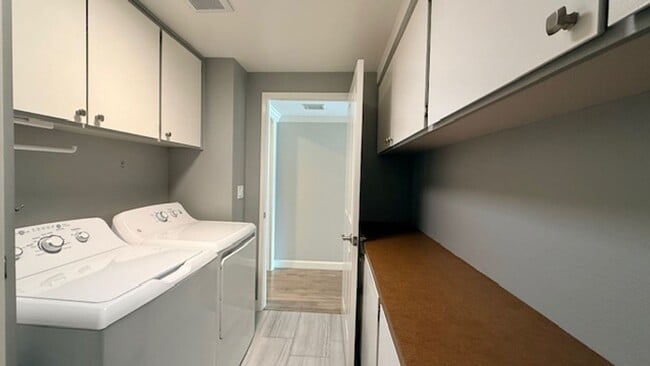 Building Photo - Gorgeous 2BD/2BA, Single-Story TH in Crow Canyon Country Club, Danville- Available NOW!