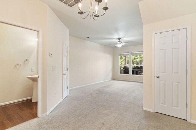 Building Photo - 4839 Harrier Ridge Dr