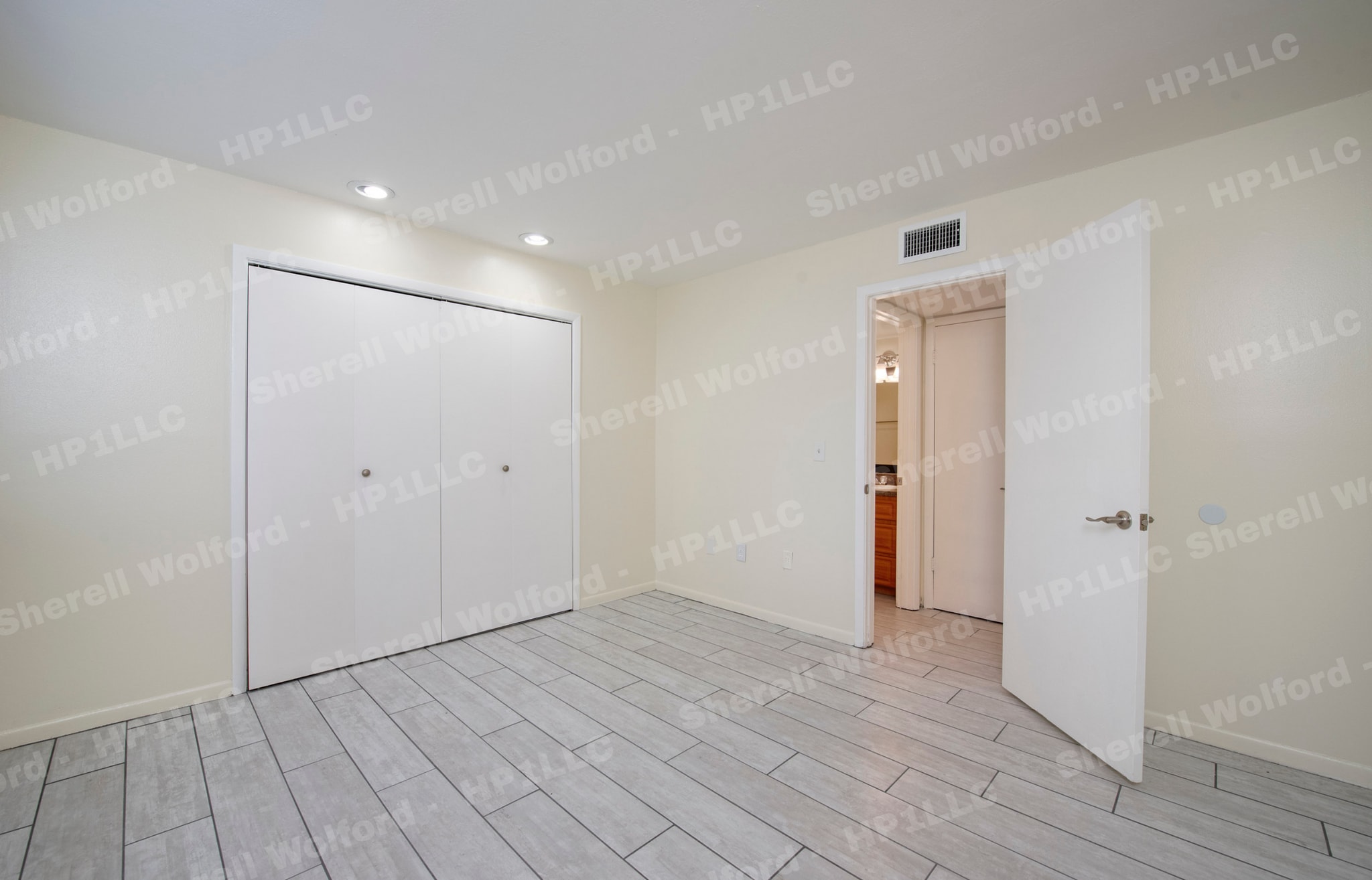 Building Photo - 5739 Peregrine Ave