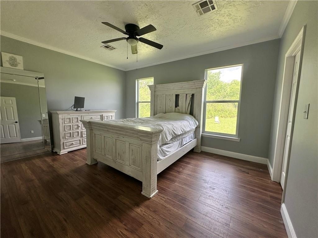 Building Photo - 24473 Timbercrest Dr