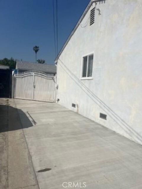 Building Photo - 8611 Rio Dell St