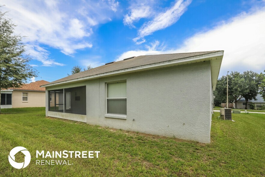 Building Photo - 713 Willow Run St