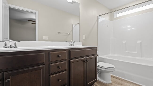 Building Photo - Marshall Farm Townhome