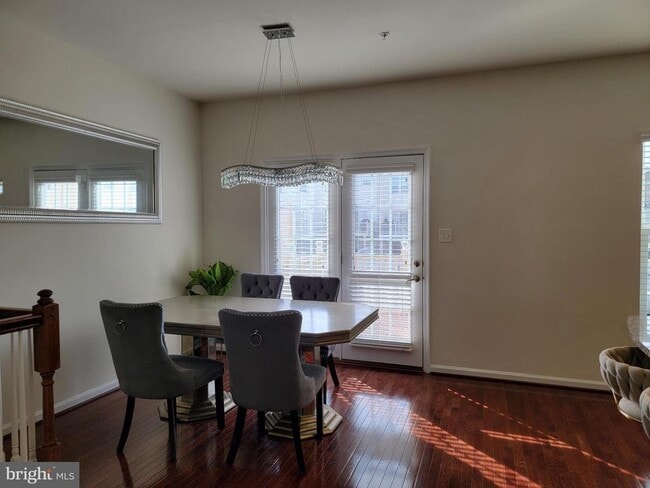 Building Photo - 12347 Echo Hill Pl