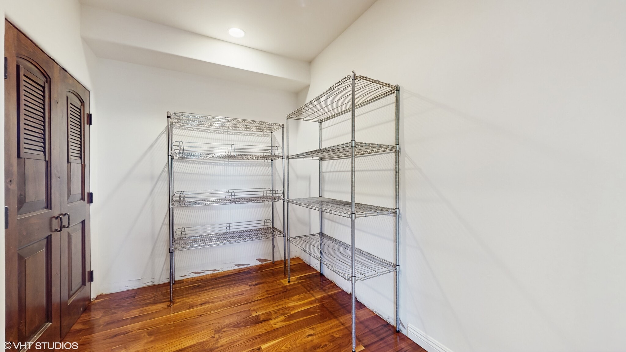 Building Photo - 3311 Deronda Dr