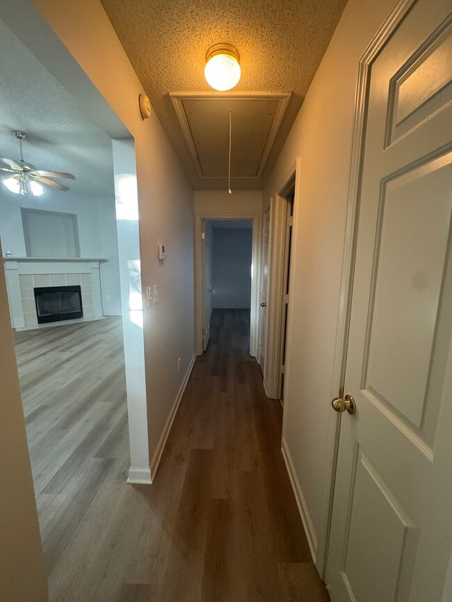 Building Photo - 2817 Misty Bay Dr