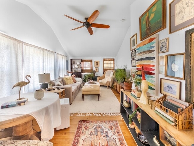 Building Photo - 944 Totoket Rd