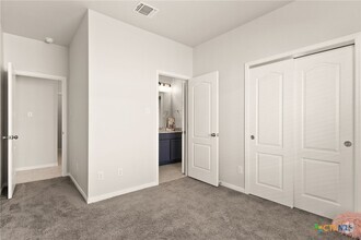 Building Photo - 3711 McCleland Crk Trl