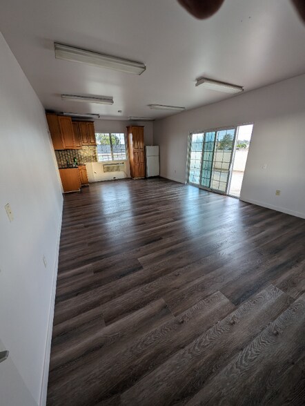 Primary Photo - 11316 Atlantic Ave