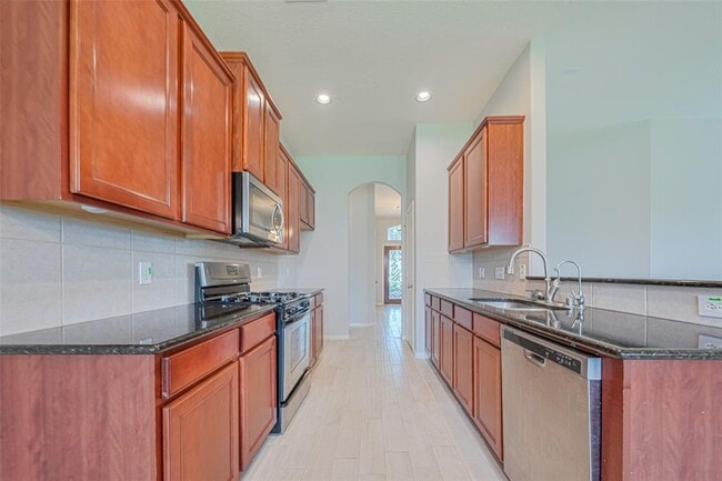 Building Photo - 2502 Oakthorn Ct