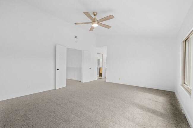 Building Photo - Encinitas Gem with Serene Backyard Pool - Available Dec. 1, 2025