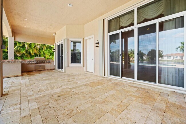 Building Photo - 15275 SW 38th St